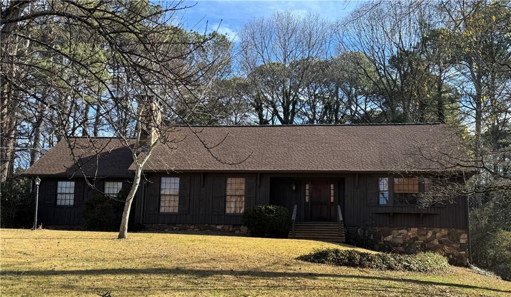933 Viking Drive