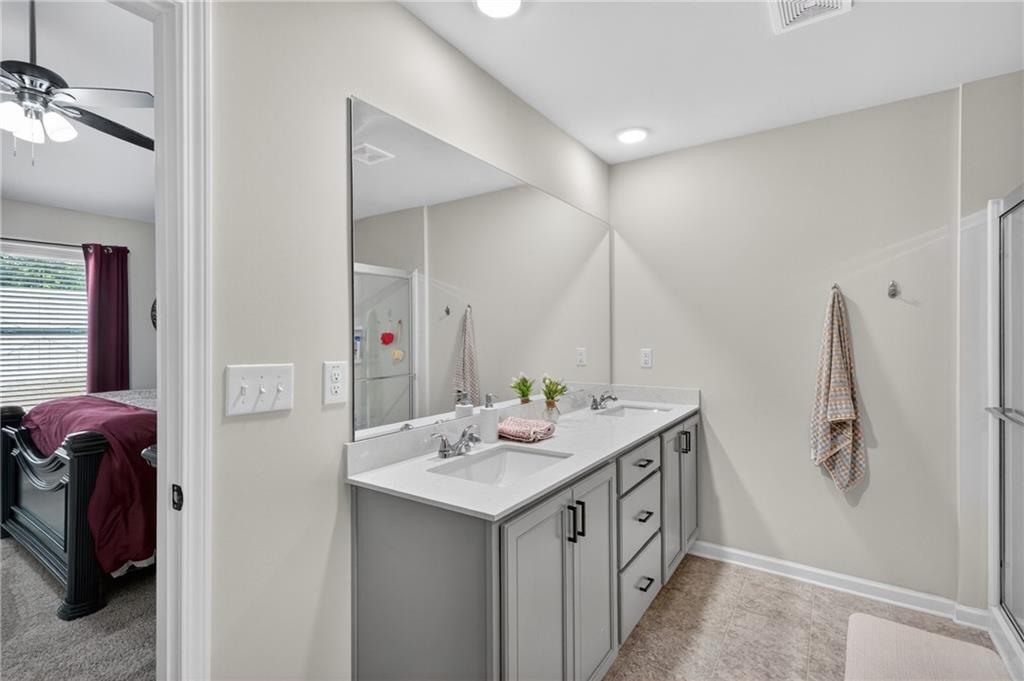 366 Fox Creek Dr Property Photo 12