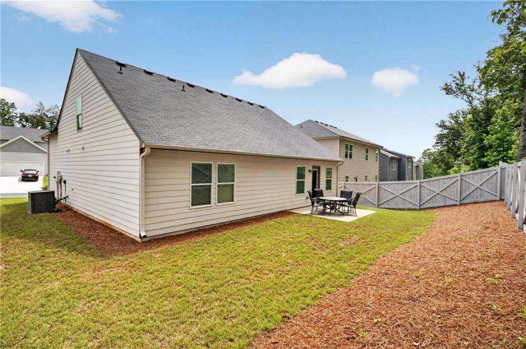 366 Fox Creek Dr Property Photo 28