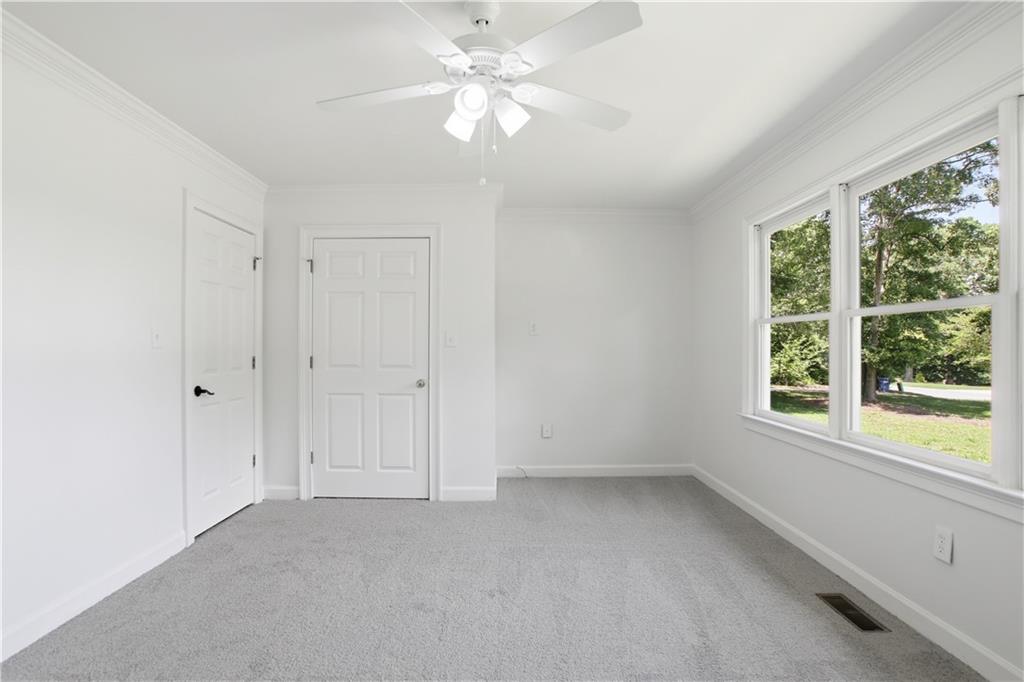41 Lorraine Valley Property Photo 18