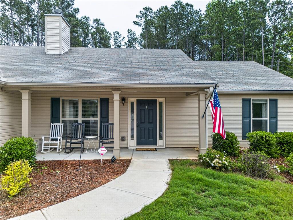 32 Armstrong Drive Property Photo 2