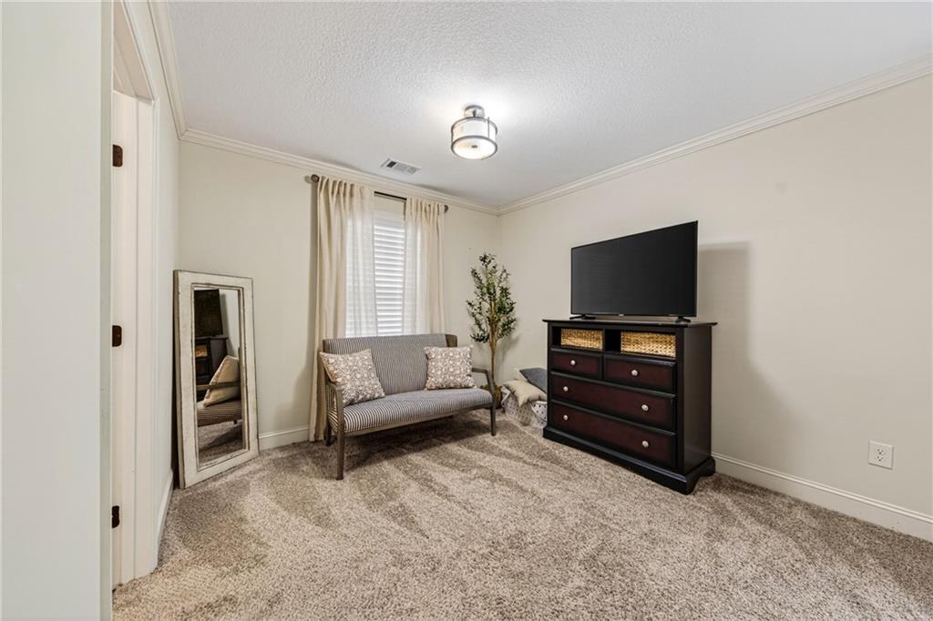 32 Armstrong Drive Property Photo 17
