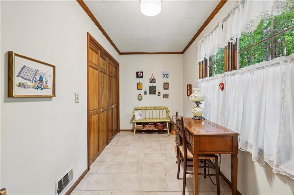 6051 Millstone Run Property Photo 21
