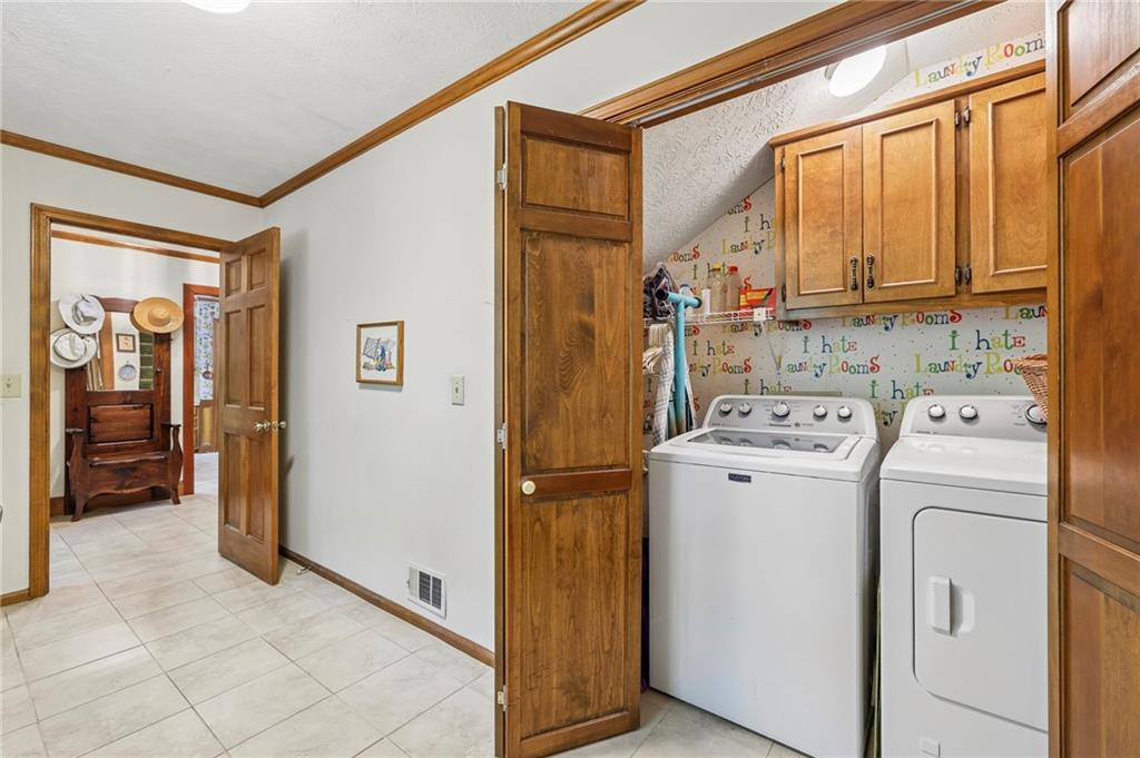 6051 Millstone Run Property Photo 22