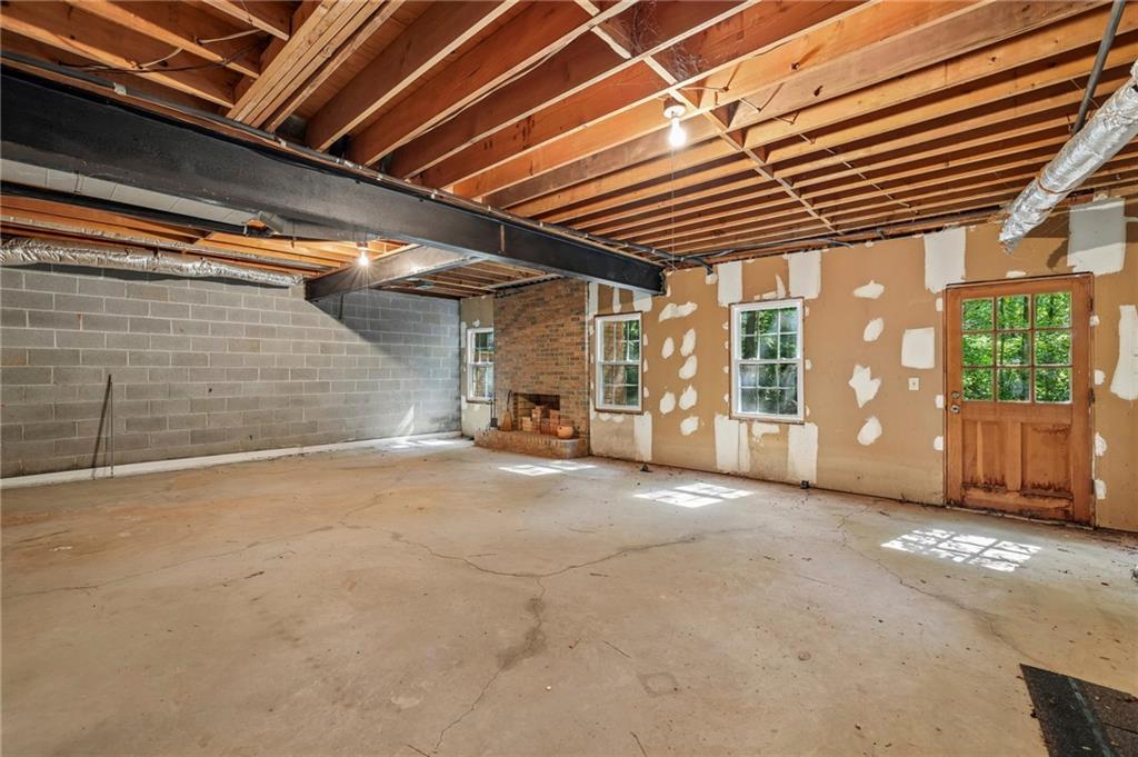 6051 Millstone Run Property Photo 34