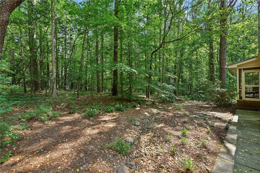 6051 Millstone Run Property Photo 38