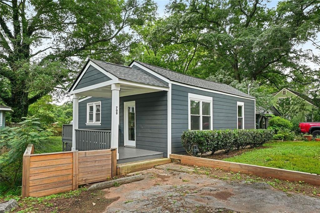 709 Francis Avenue Se Property Photo 1
