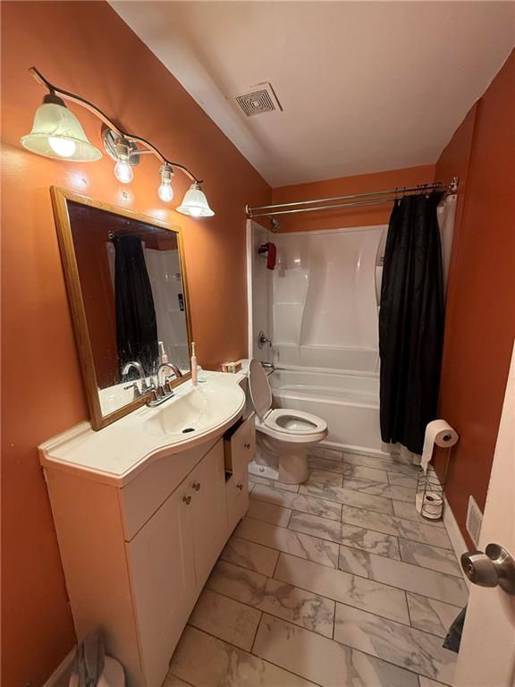 405 Fairburn Road Unit 64 Property Photo 2
