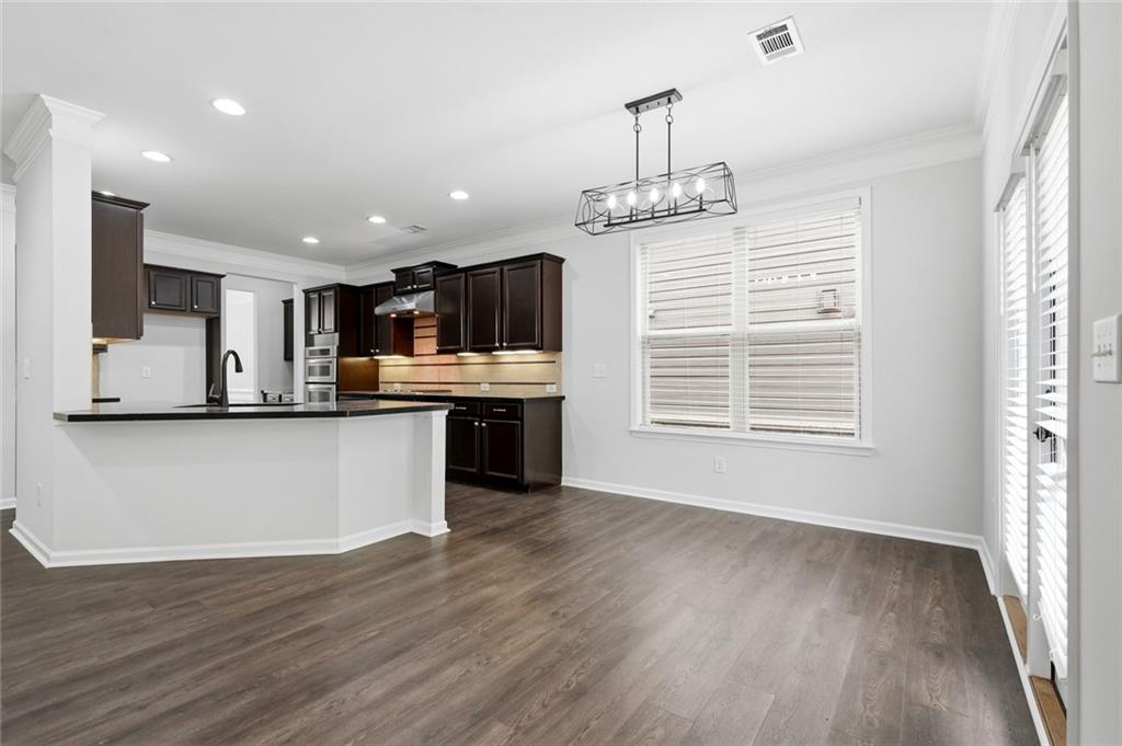 1190 Krobot Way Property Photo 15
