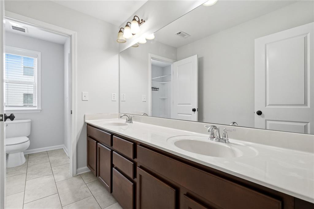 1190 Krobot Way Property Photo 26