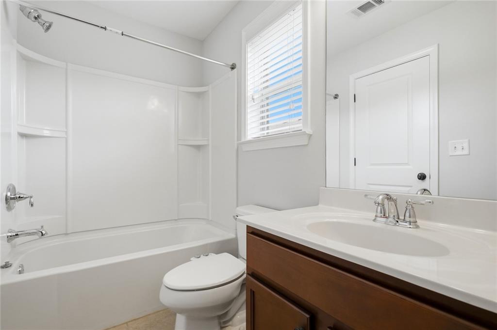 1190 Krobot Way Property Photo 38