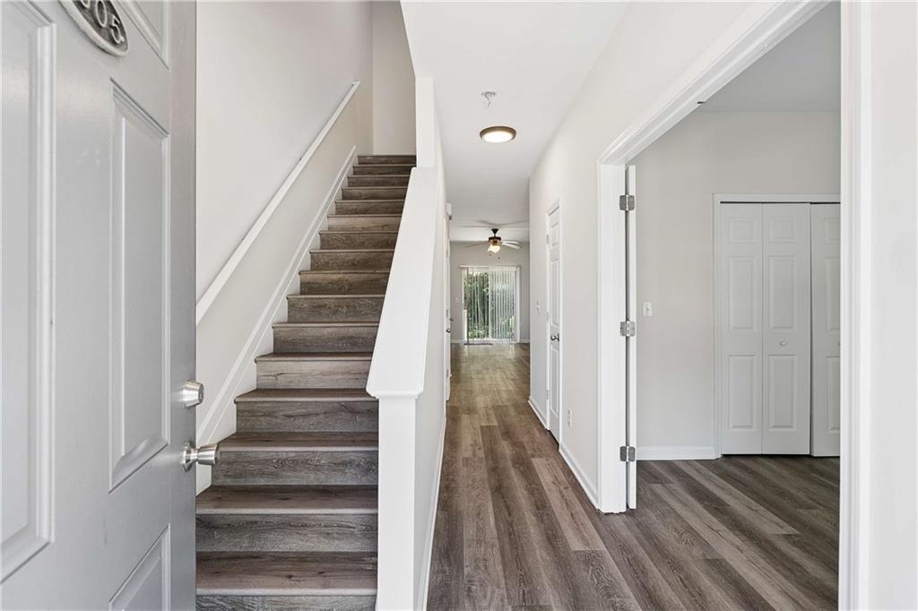 585 Mcwilliams Road Se Unit 1605 Property Photo 3
