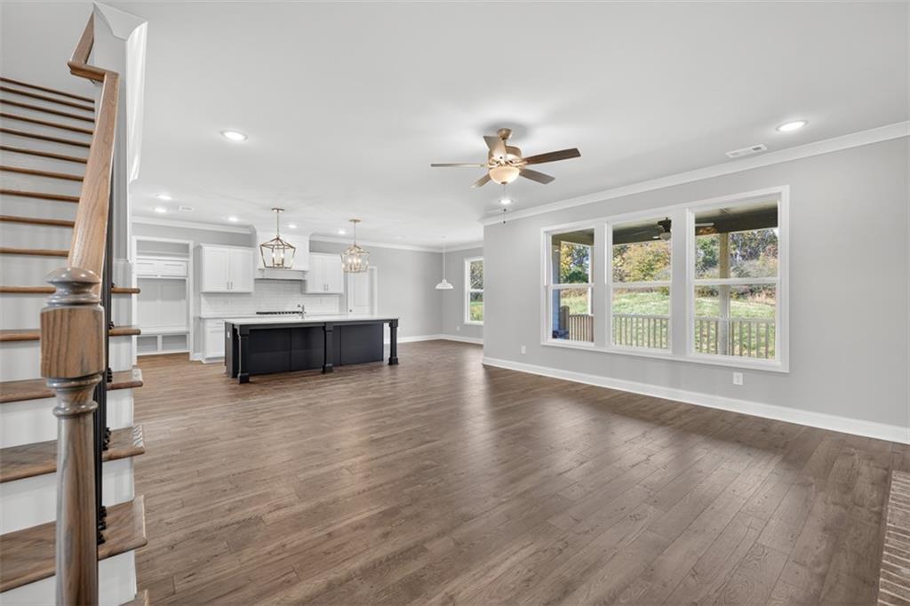 8845 Jot Em Down Road Property Photo 12