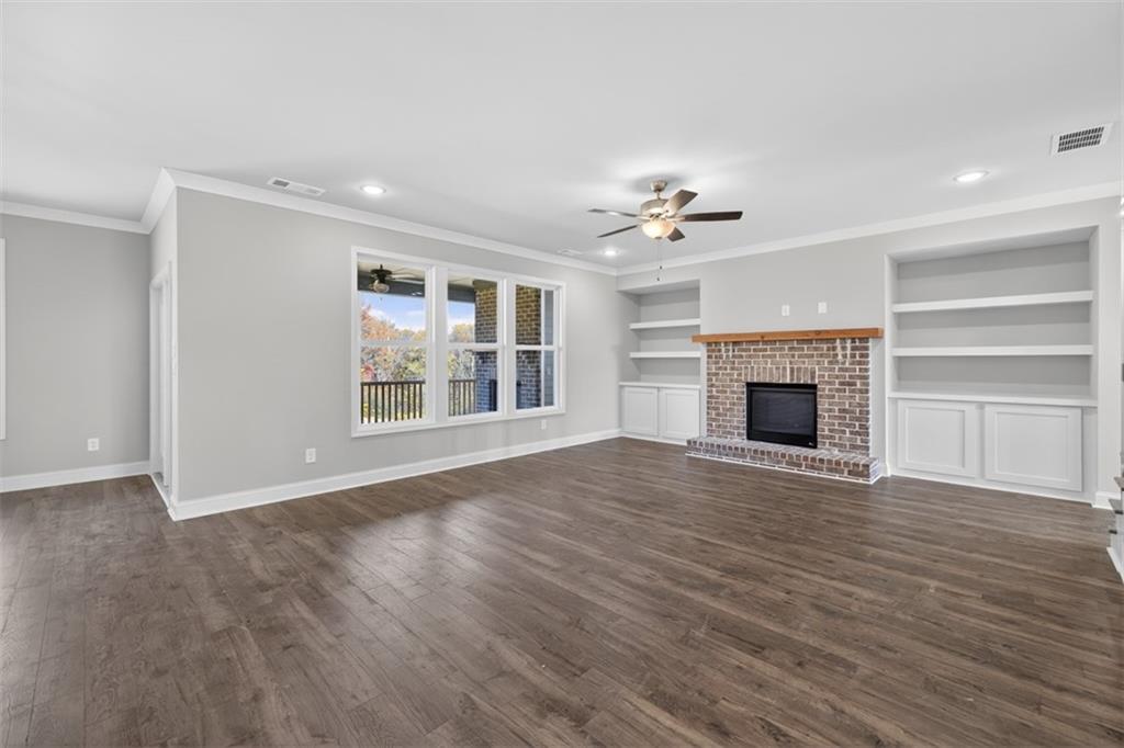 8845 Jot Em Down Road Property Photo 14