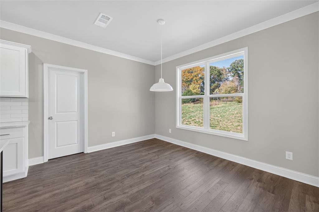 8845 Jot Em Down Road Property Photo 24