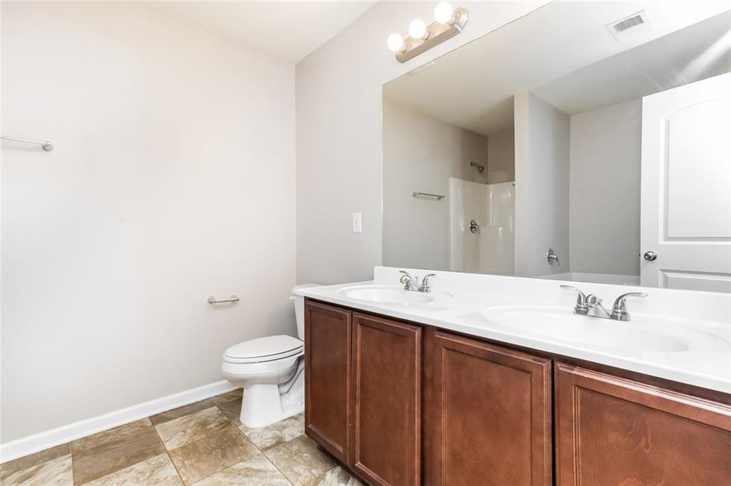 1515 Hydrangea Lane Property Photo 17