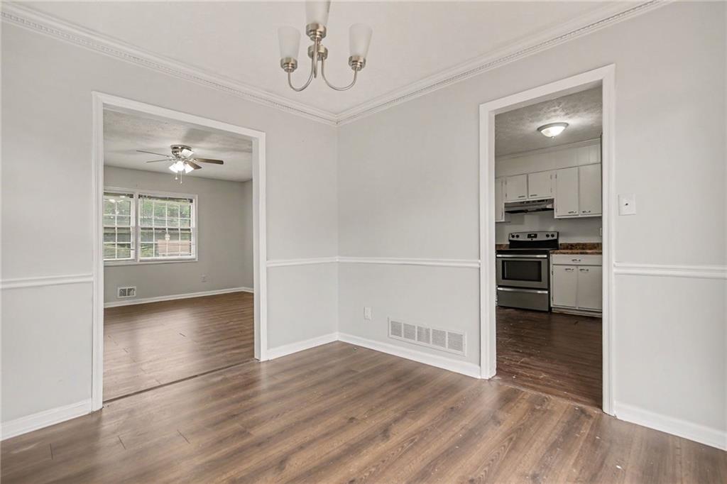 2120 Sandgate Circle Property Photo 13