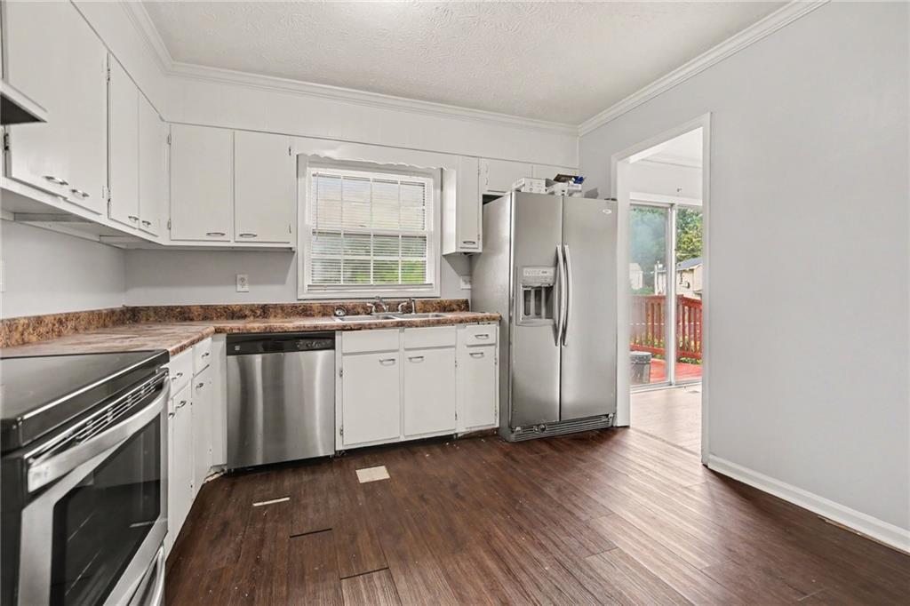 2120 Sandgate Circle Property Photo 15