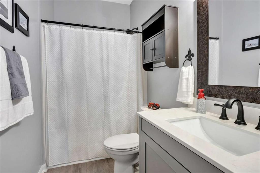 15 Kevin Court Property Photo 17