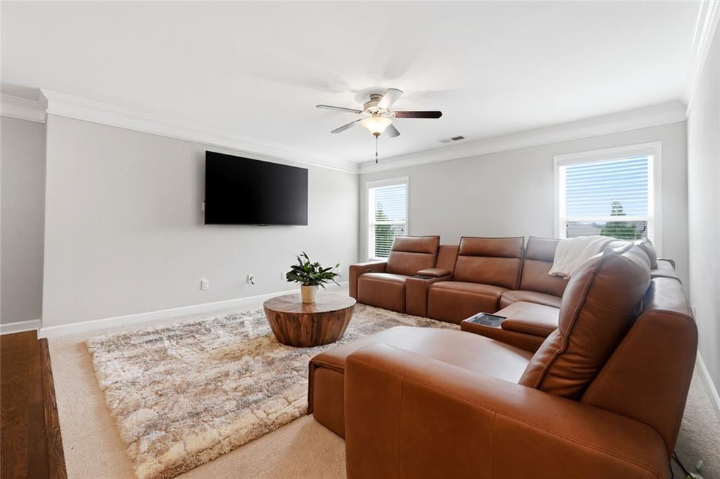 526 Rosemont Avenue Property Photo 15