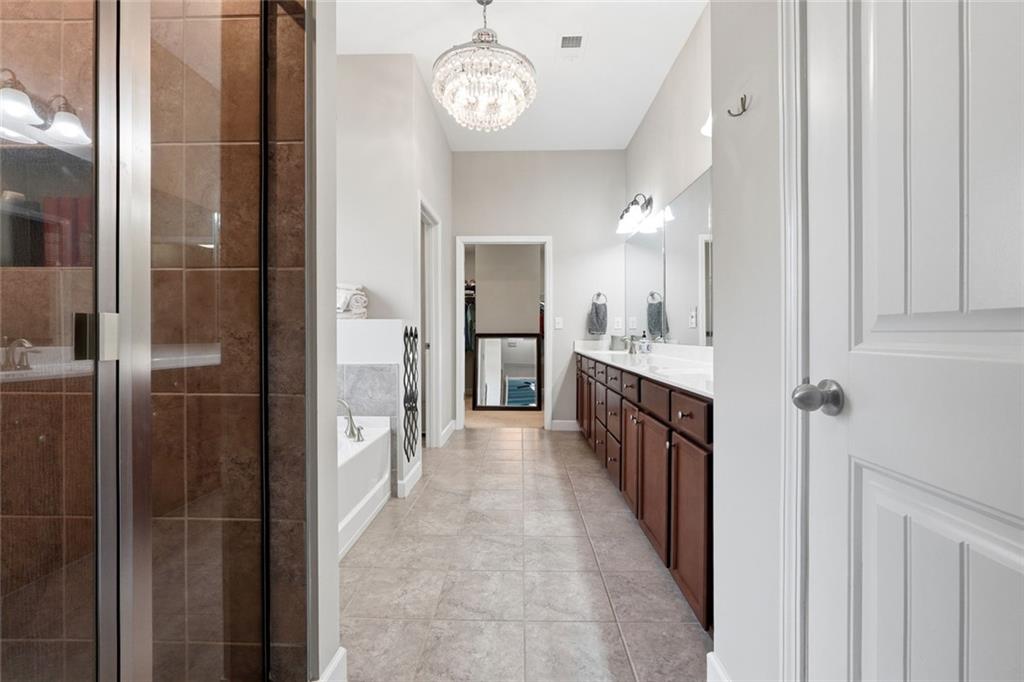 526 Rosemont Avenue Property Photo 19