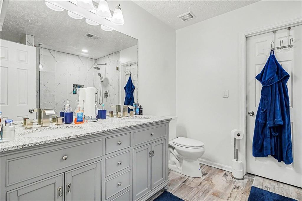 2750 Mill Lake Way Property Photo 12