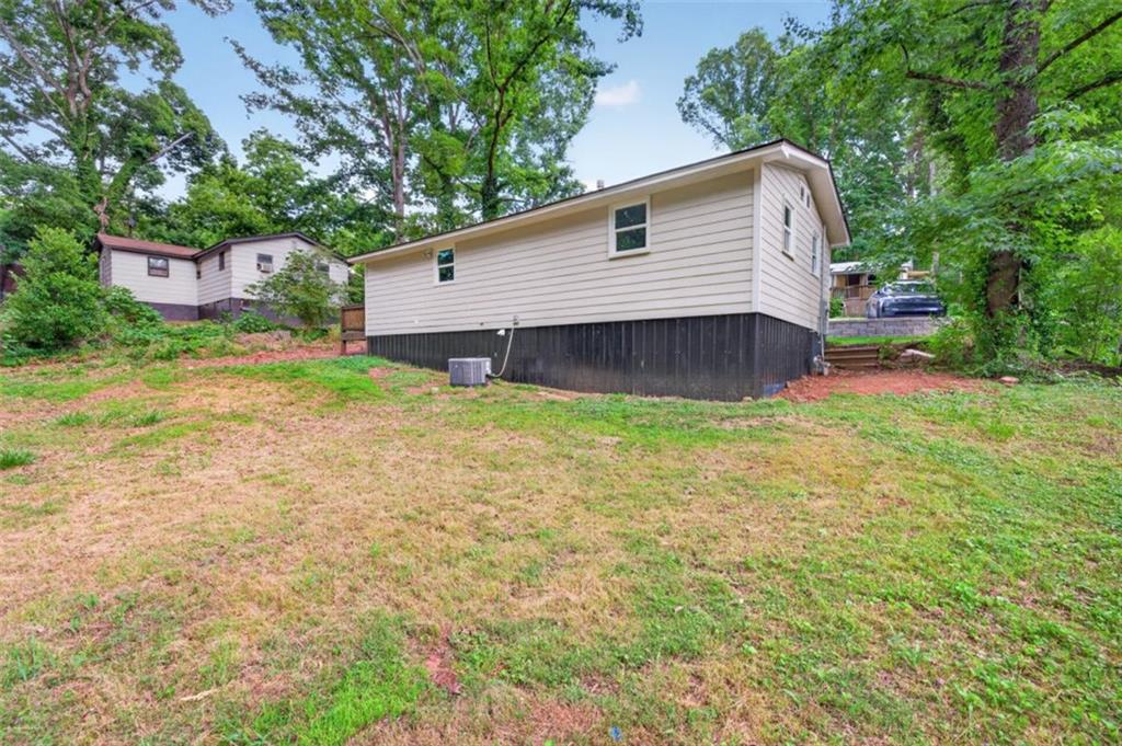 136 Nowell Street Property Photo 7