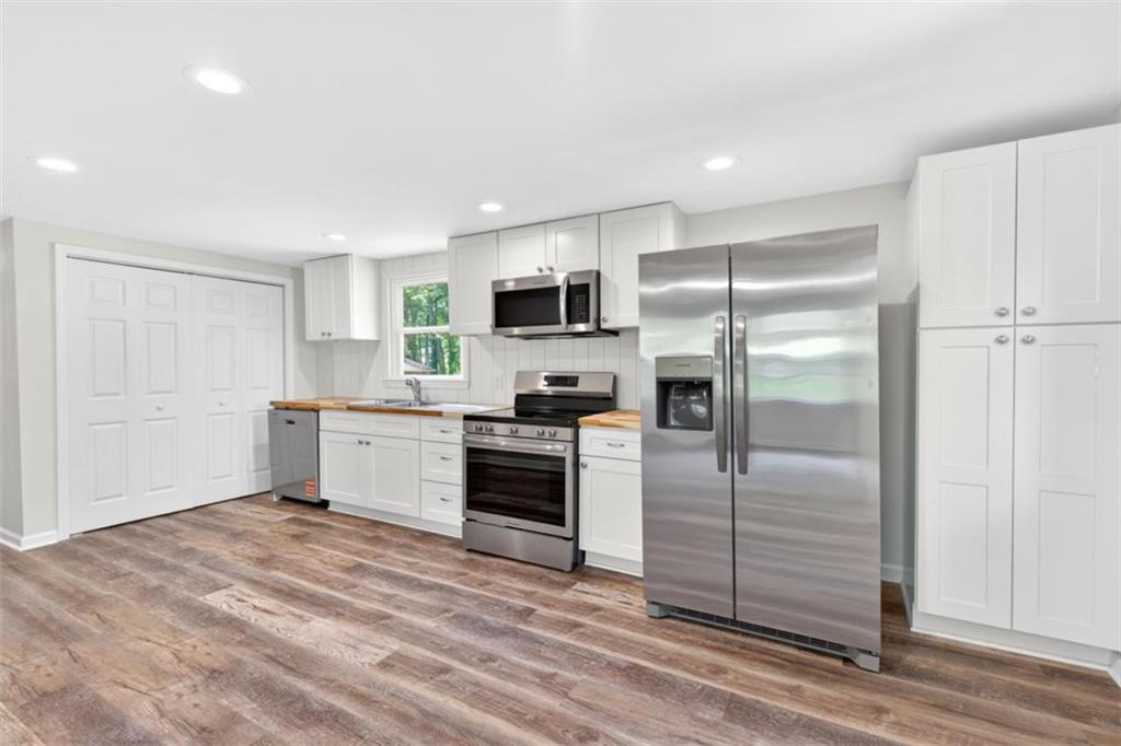 136 Nowell Street Property Photo 12