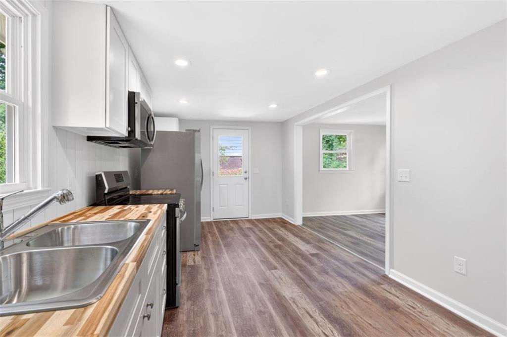 136 Nowell Street Property Photo 15