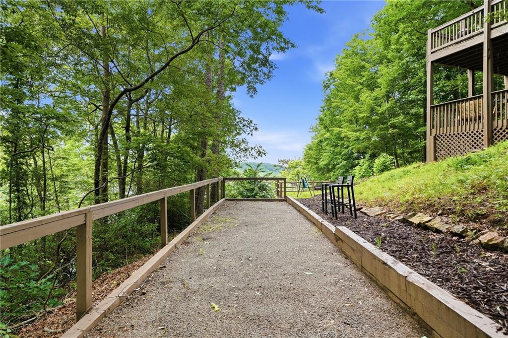285 Lakeview Road Property Photo 30