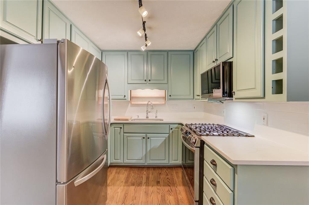 420 Taberwood Way Property Photo 6