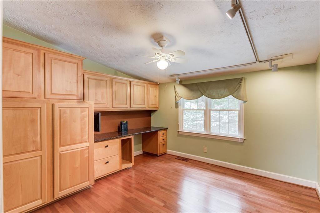 420 Taberwood Way Property Photo 32