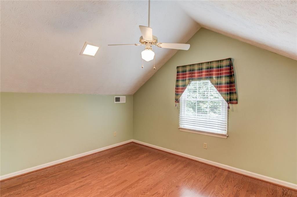 420 Taberwood Way Property Photo 33