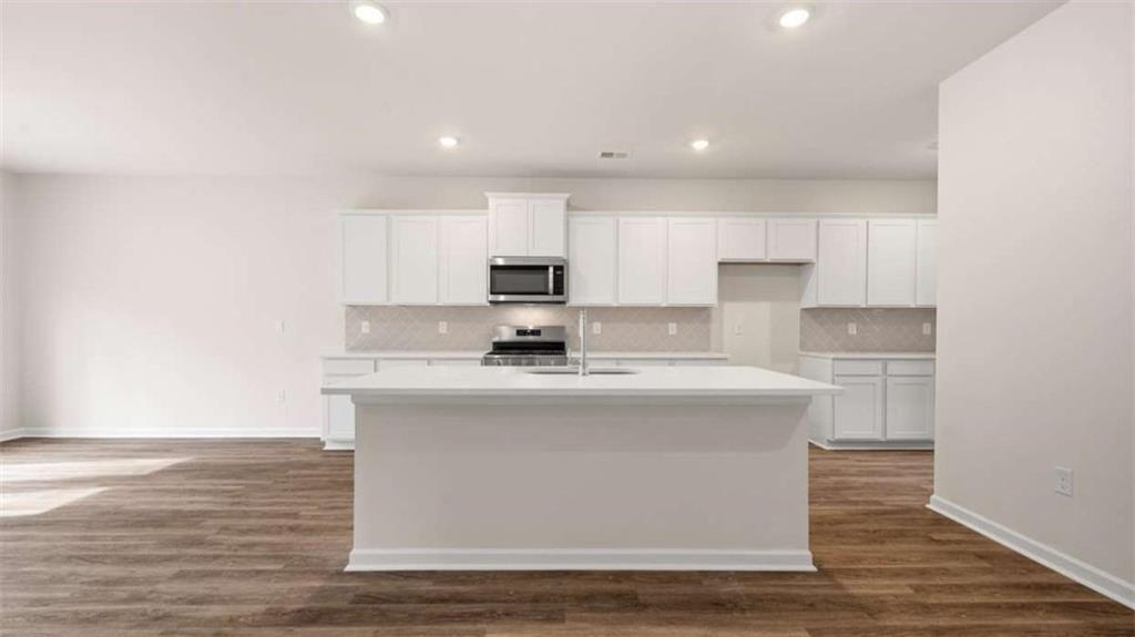 2261 Edgecombe Property Photo 10
