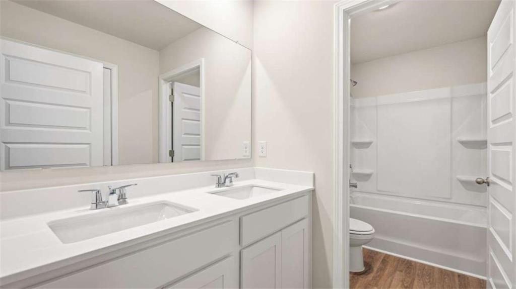 2261 Edgecombe Property Photo 29