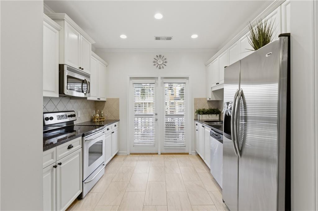 1428 Liberty Parkway Nw Property Photo 3