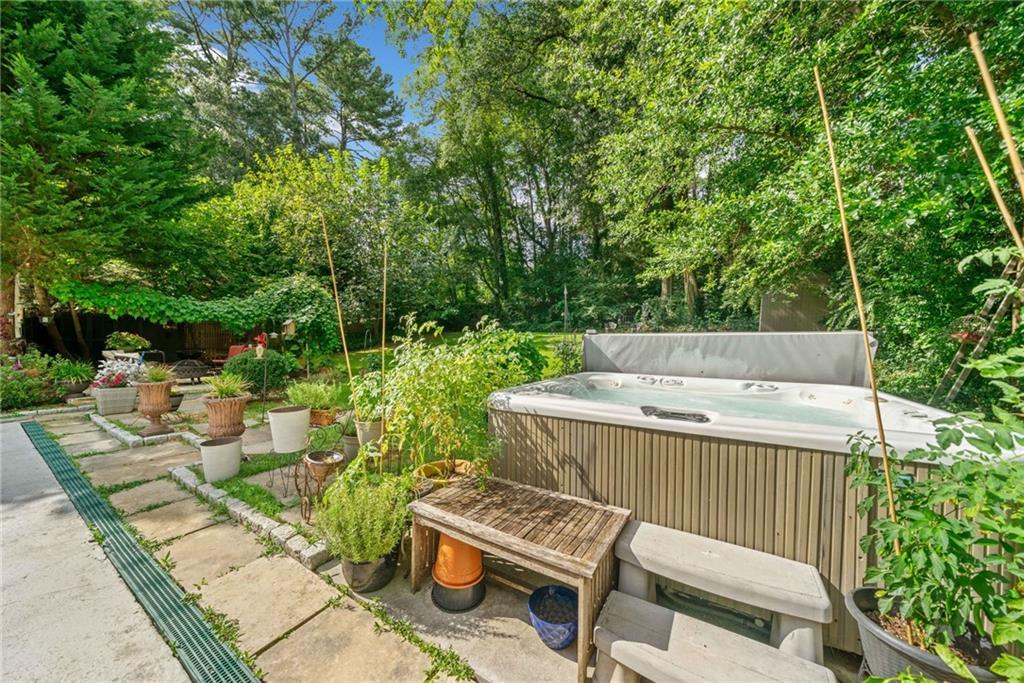 7780992 Property Photo 10