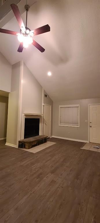 966 Amberly Drive Unit B Property Photo 11