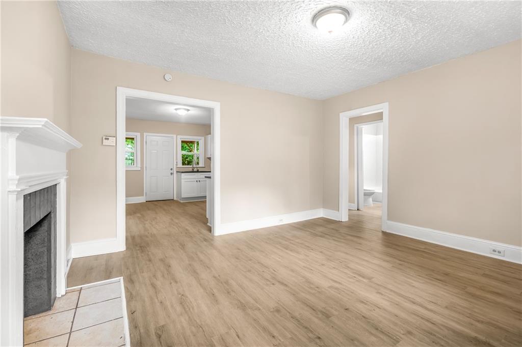 1826 E Farris Avenue Property Photo 4
