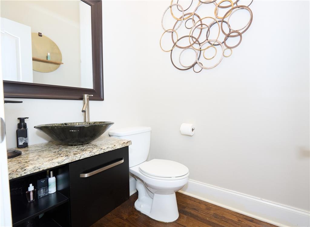 7781171 Property Photo 8