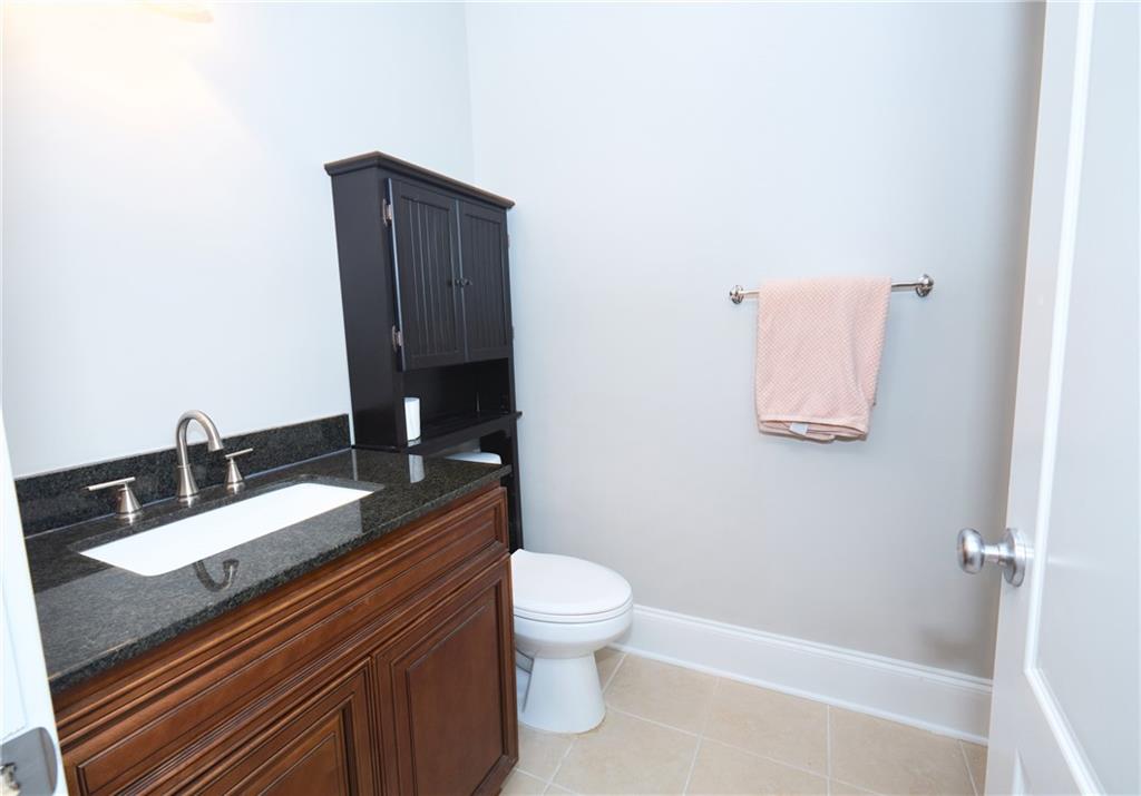 7781171 Property Photo 31