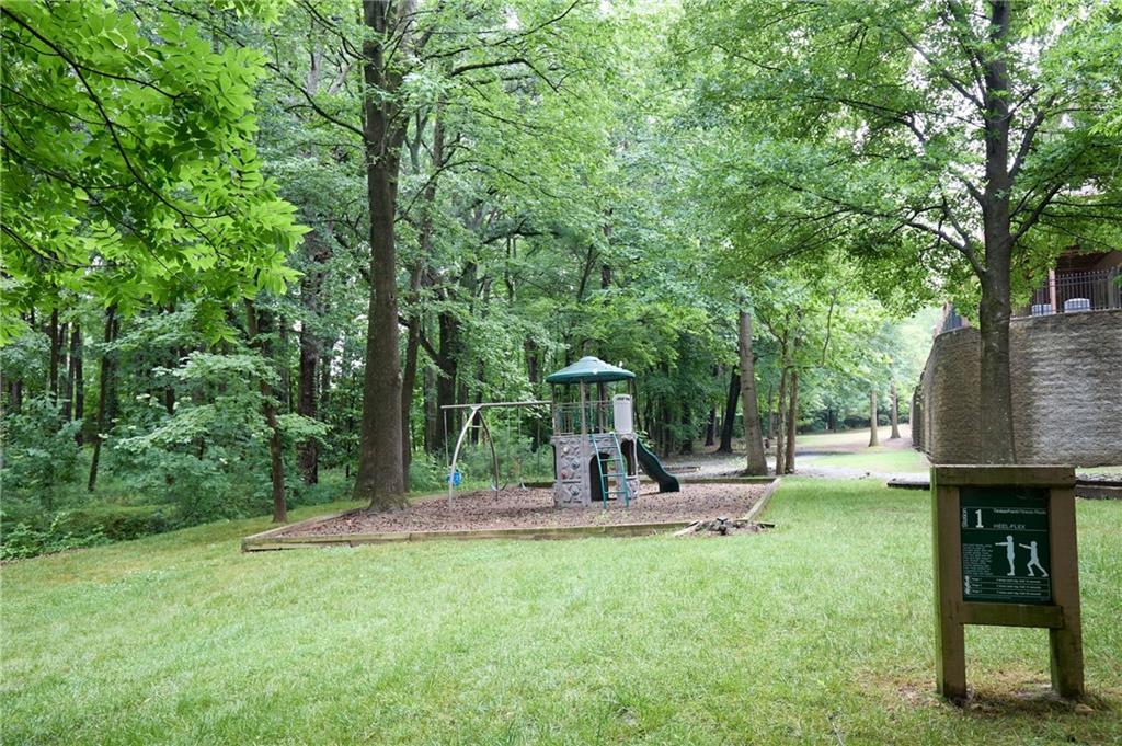 7781171 Property Photo 44