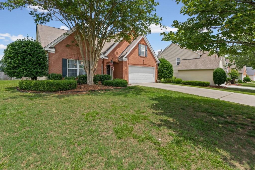 2114 Beacon Crest Drive Property Photo 5