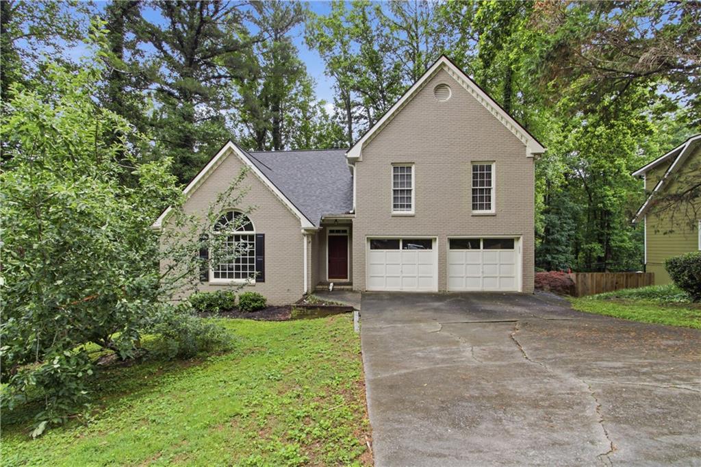 4822 Thornwood Drive Nw Property Photo 1