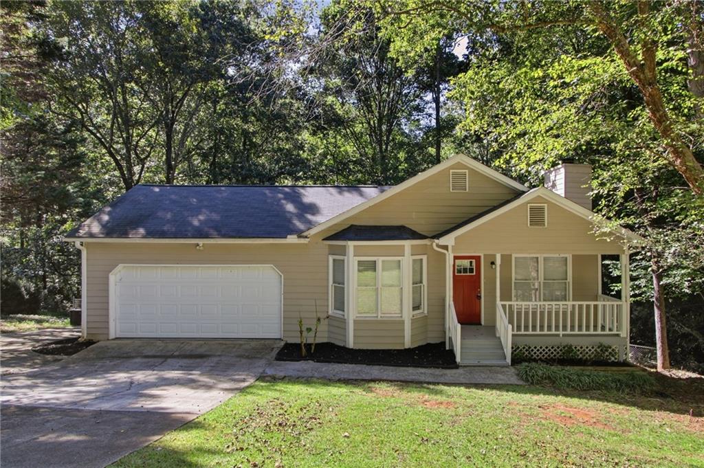 1535 Oakhill Drive Property Photo 1