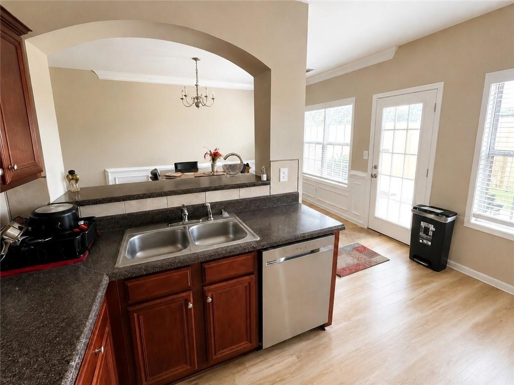 2105 Hasel Street Property Photo 12