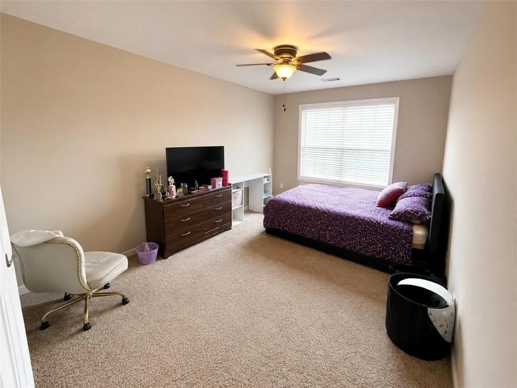 2105 Hasel Street Property Photo 14