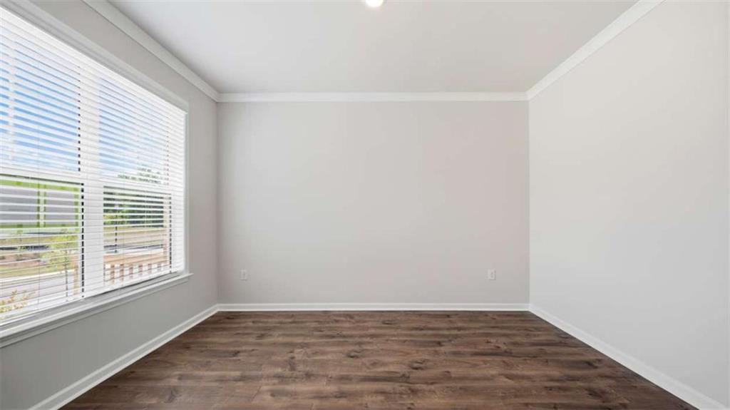498 Beachview Road Property Photo 4