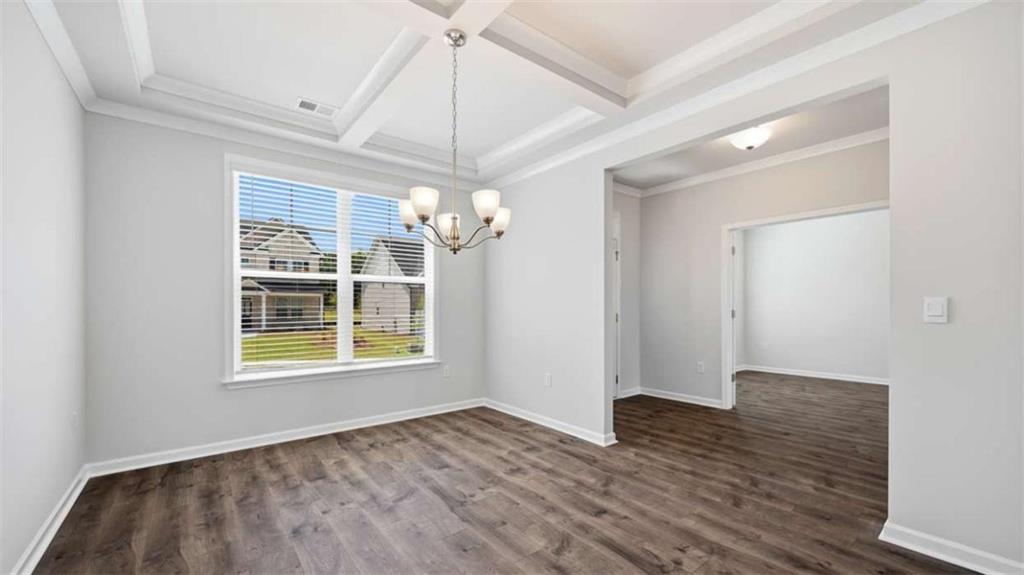 498 Beachview Road Property Photo 6