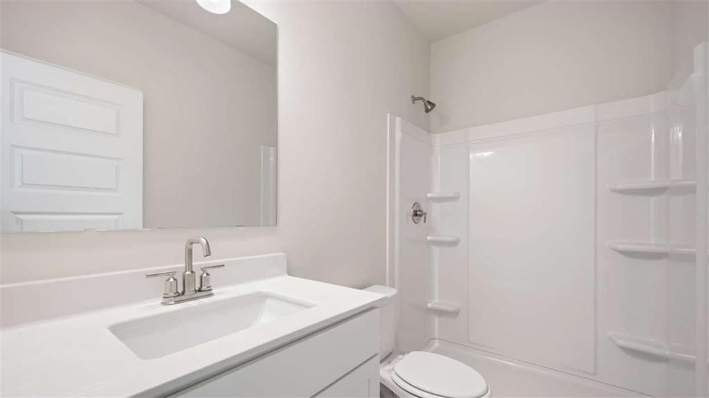 498 Beachview Road Property Photo 8